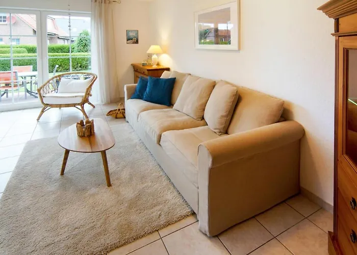 Semesterbostad Strandruhe *