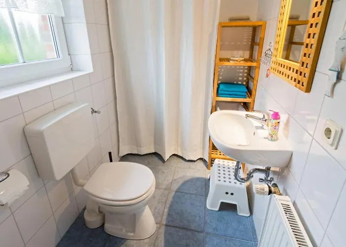 Semesterbostad Strandruhe *